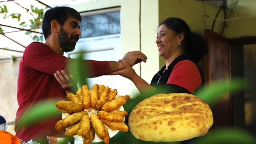 Traditional Ganja Dovga - Azerbaijan Homemade Bread - As a family, we all worked like honey bees