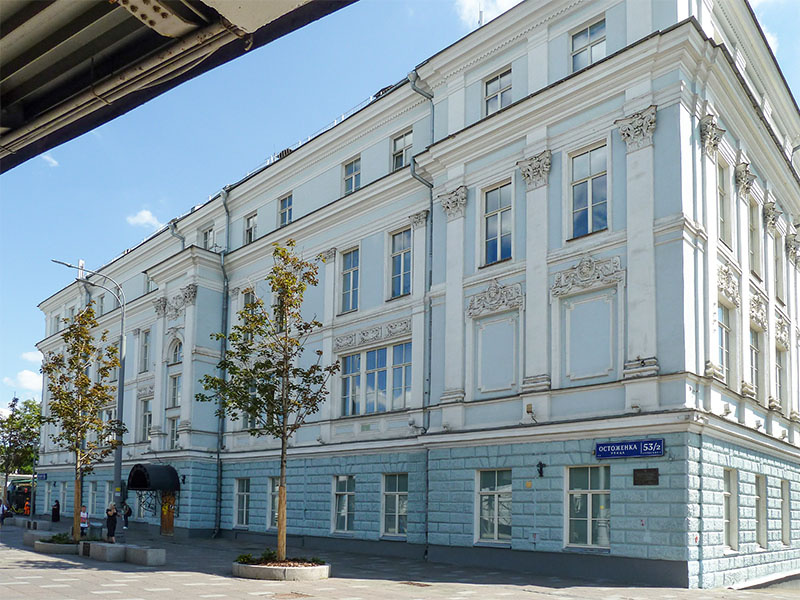 листайте галерею
