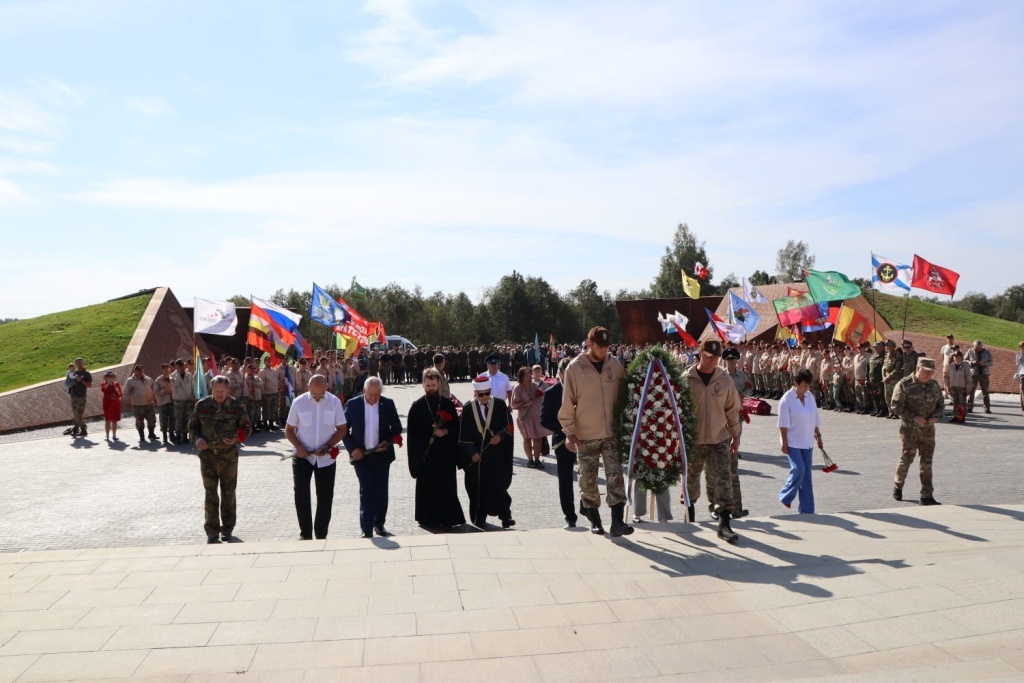 Поисковики нашли в Тверской области останки 268 красноармейцев