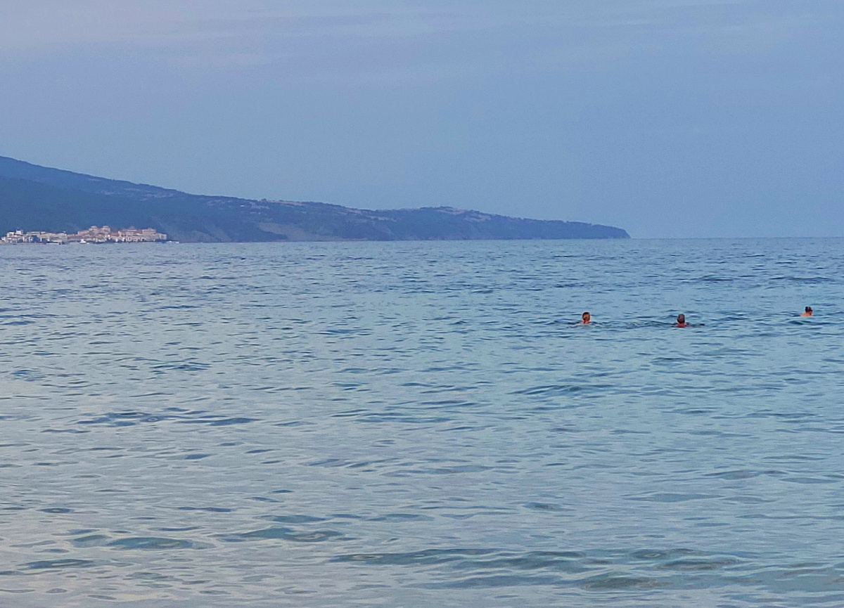 Утренняя дымка над морем. Фото автора