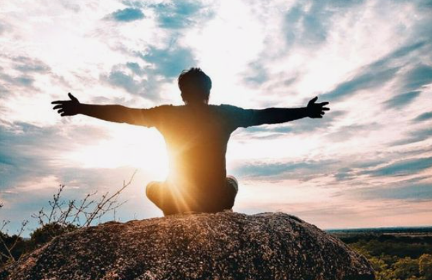 Работа - рабство, я же ищу путь к свободе