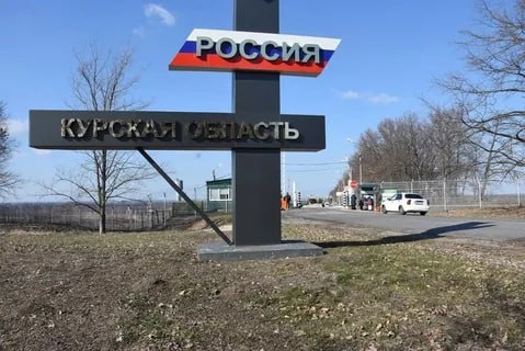 "Кто чем мог, всем помогали. Все помогали военным", - сказала одна из собеседниц агентства.