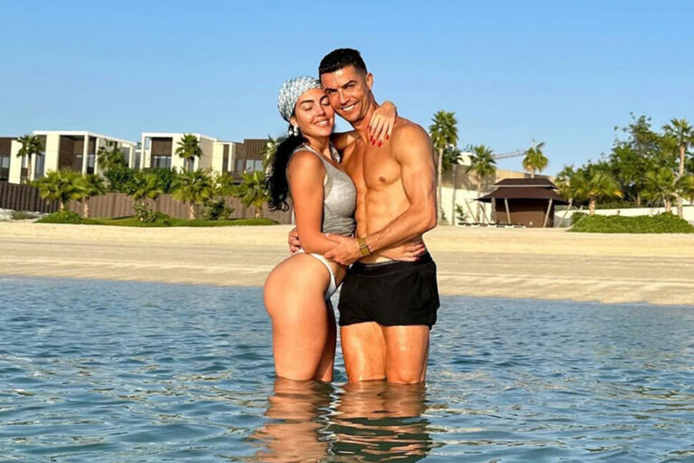    Фото: @cristiano Анастасия Манцова