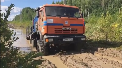 ГРУЗОВИКИ По БЕЗДОРОЖЬЮ!