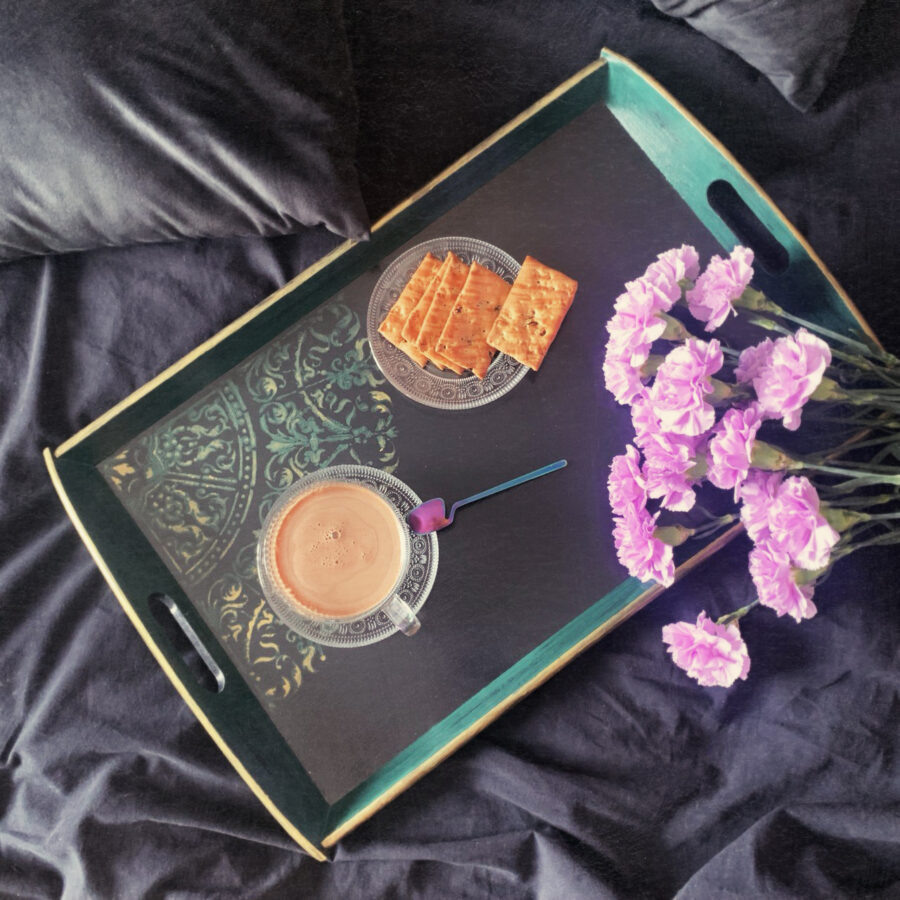    Как перекрасить поднос   
Источник: Мария Моднова для Креаликум