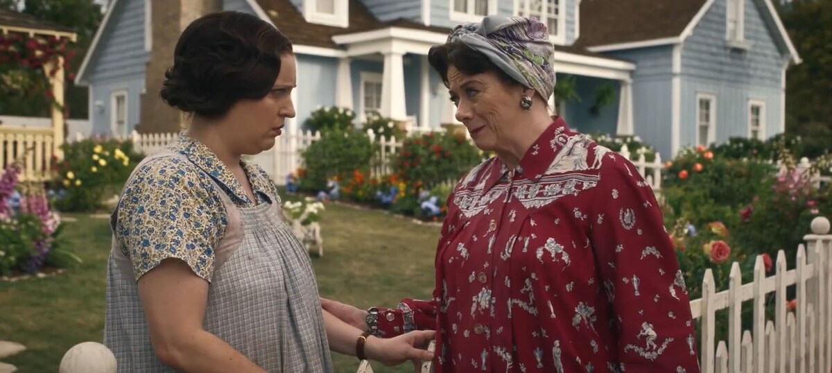 Фрагмент из сериала "Почему женщины убивают" Источник: Яндекс картинки