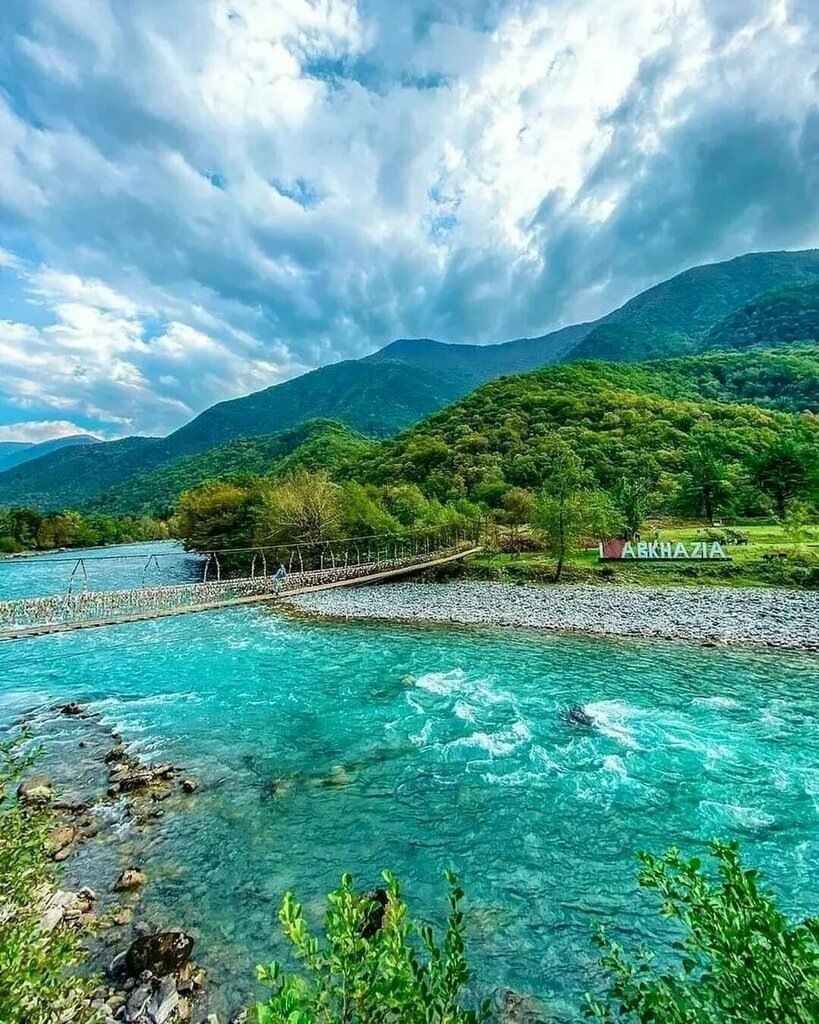 А горные реки - украшение пейзажа