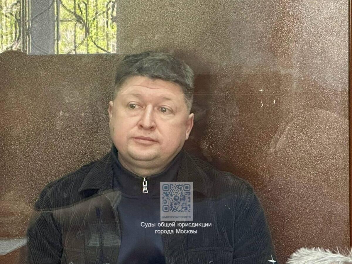    Фигурант по делу о получении взятки заместителем министра обороны России Сергей Бородин в Басманном суде города Москвы © Фото : пресс-служба судов общей юрисдикции города Москвы
