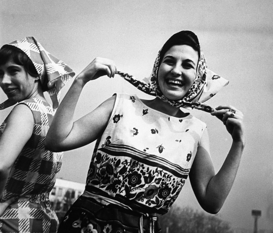 Советские девушки