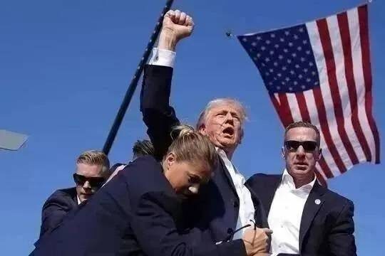    Трампа снова пытались застрелить