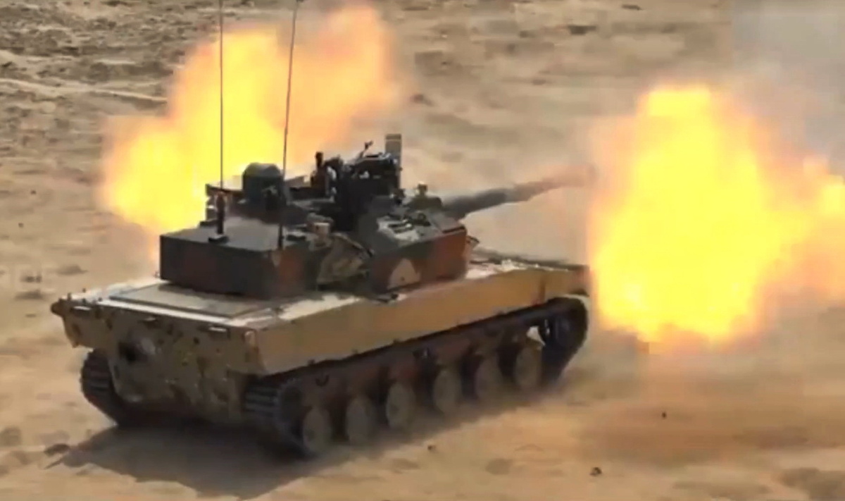 Индийский легкий танк Zorawar LT. Кадры DRDO