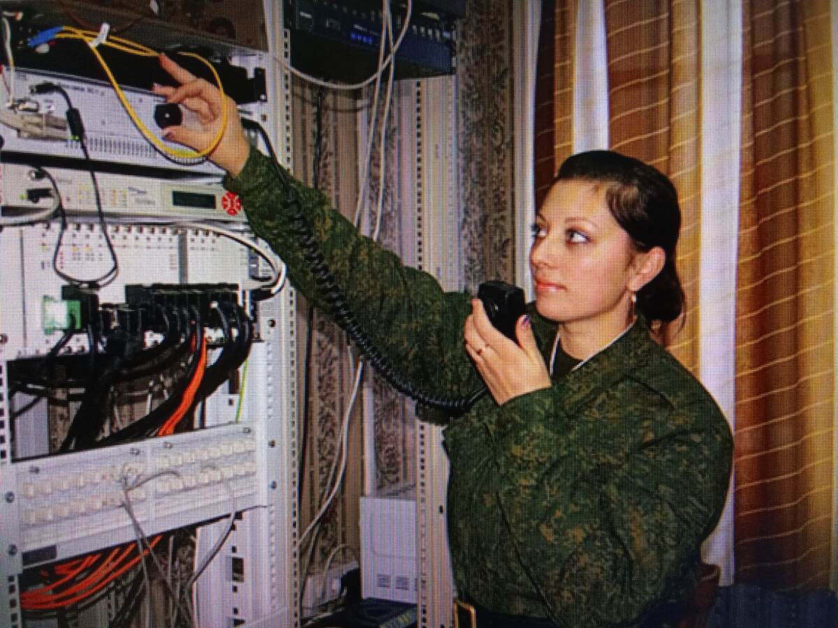 Подземный узел связи. Заброшенный узел связи. Узел связи провайдера. Передающий радиоцентр узла связи окп. Узел связи.