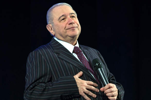 Евгений Петросян