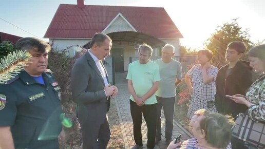 Гладков на месте обстрела в Белгороде