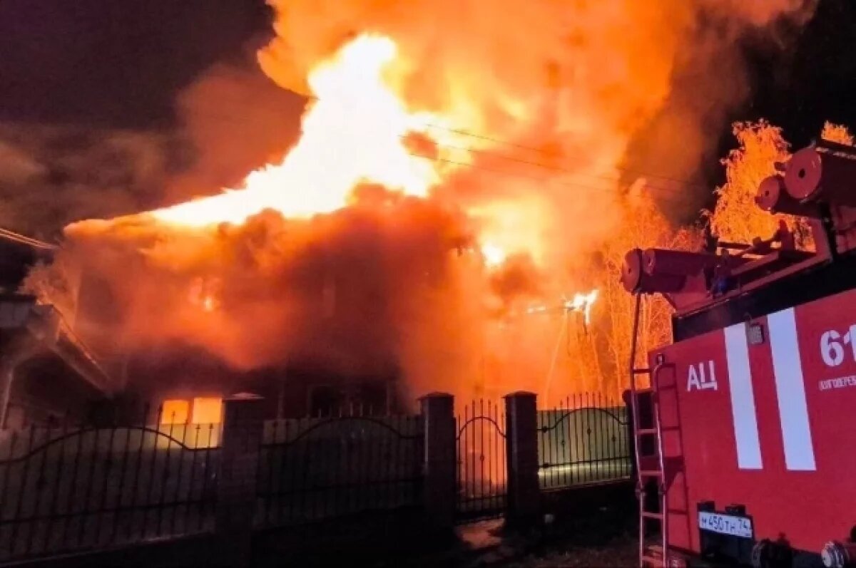    Баня и жилой дом сгорели в деревне Новое поле под Челябинском