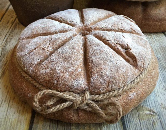 Современная реконструкция хлеба Древнего Рима. Фрагмент фото из интернета