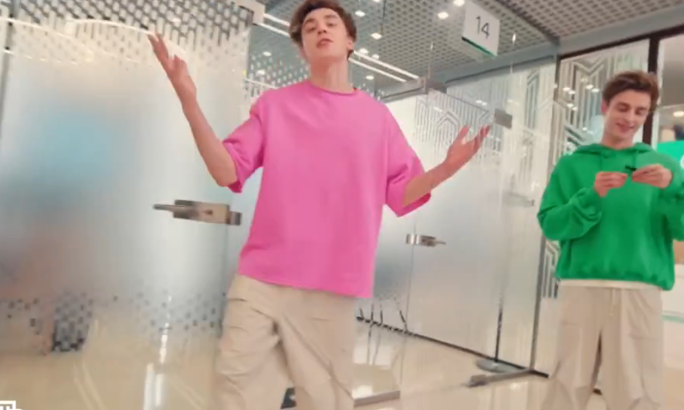 Кадр из рекламы