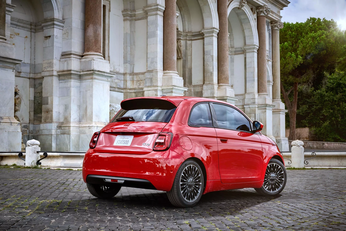    Fiat 500e