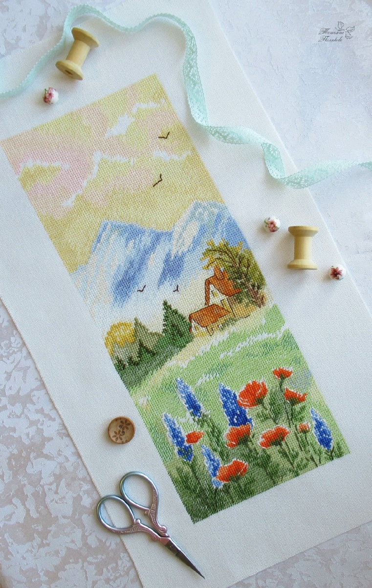 Вышитая работа по схеме «Домик в горах». Вышила Татьяна Полякова