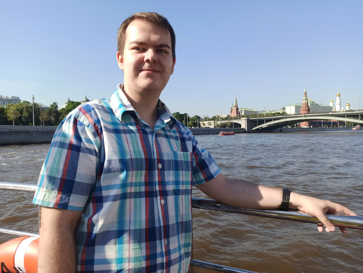 Прогулка на речном трамвае в день рождения, 2024 год