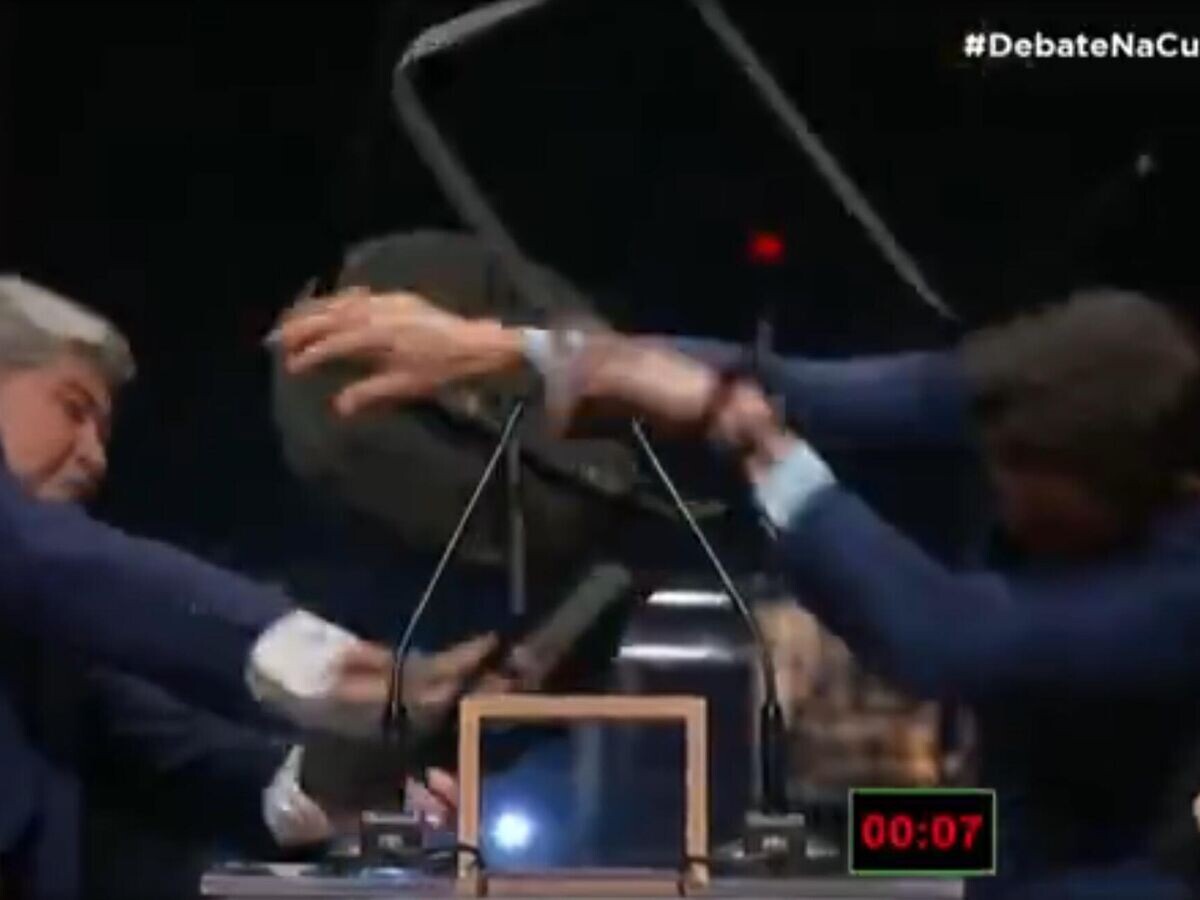    Кадр трансляции дебатов кандидатов на пост мэра города Сан-Паулу, Бразилия© TV Cultura