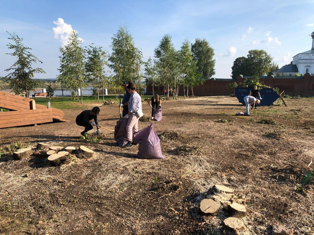    В общегородских субботниках приняли участие более пяти тысяч кировчан