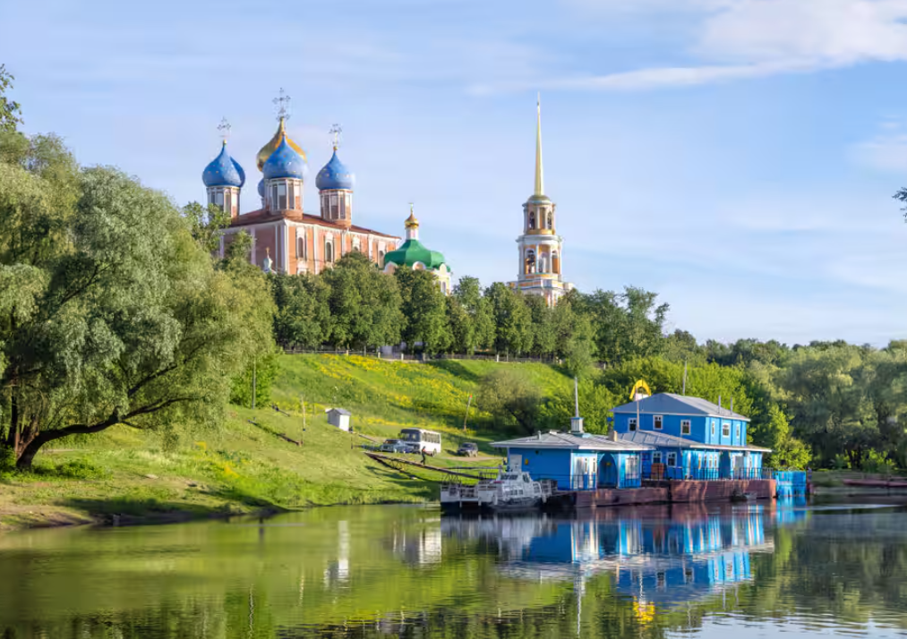 Вид на Рязанский кремль