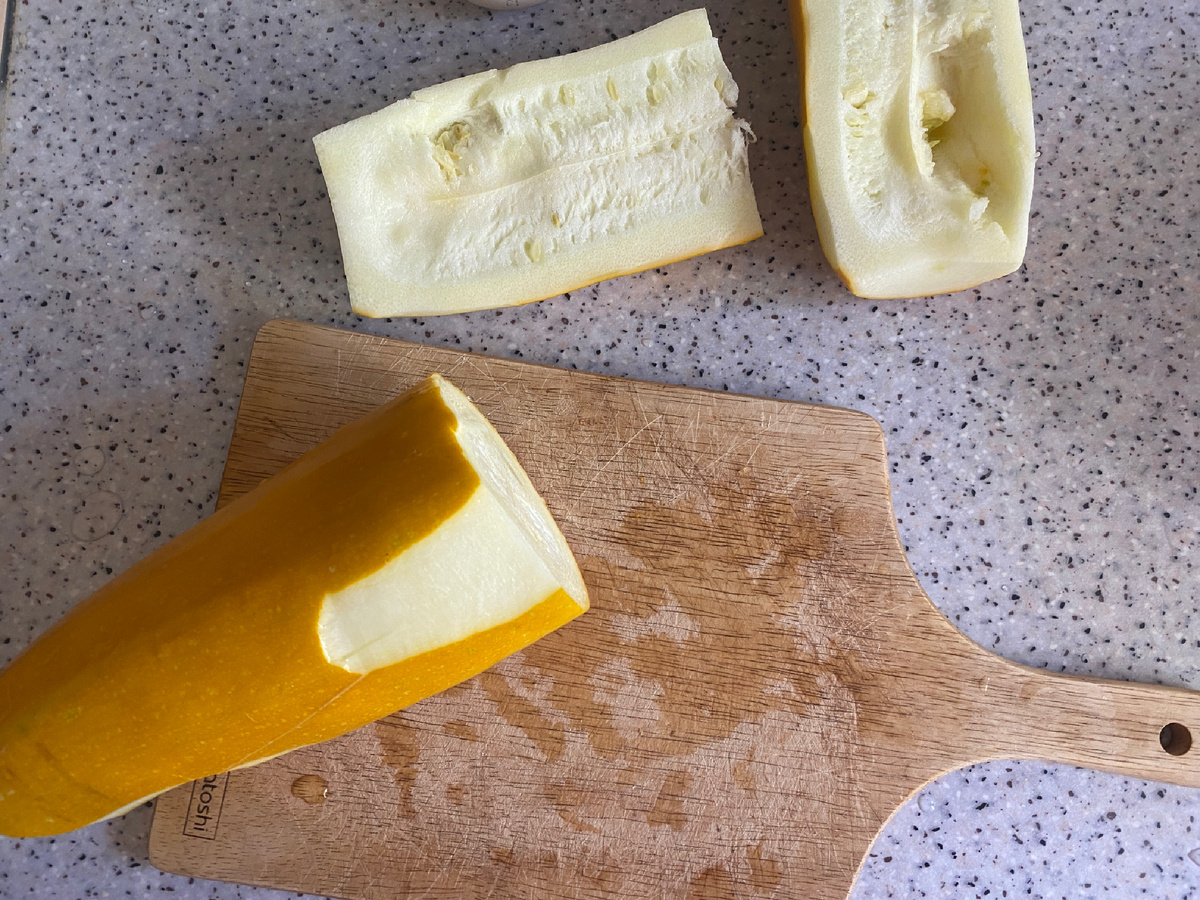 Я не убирала мякоть, так как семечки очень мелкие