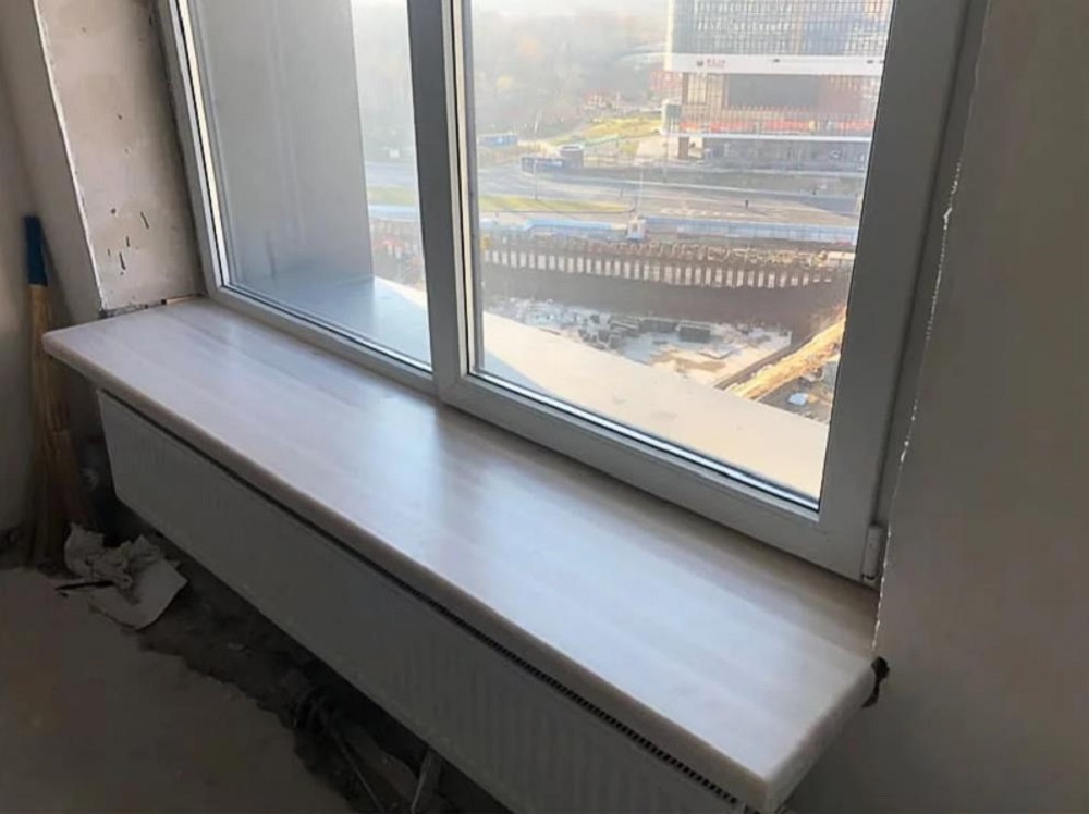 Подоконник из светлой лиственницы