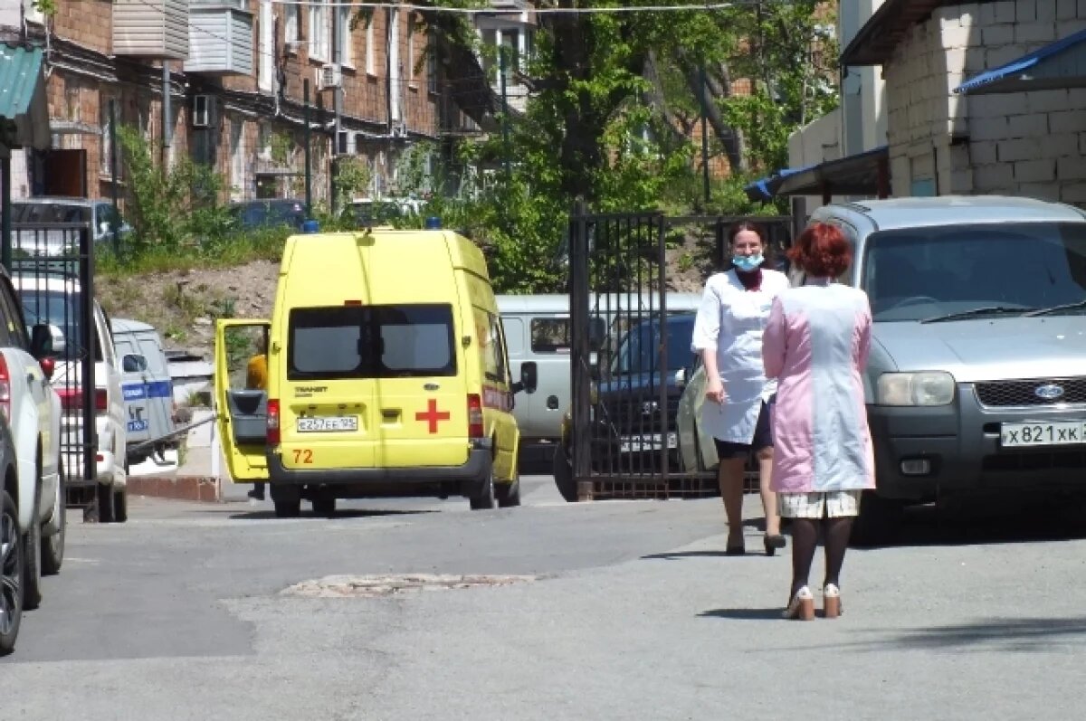    Напавший на детей в челябинской школе состоял на учете в психдиспансере