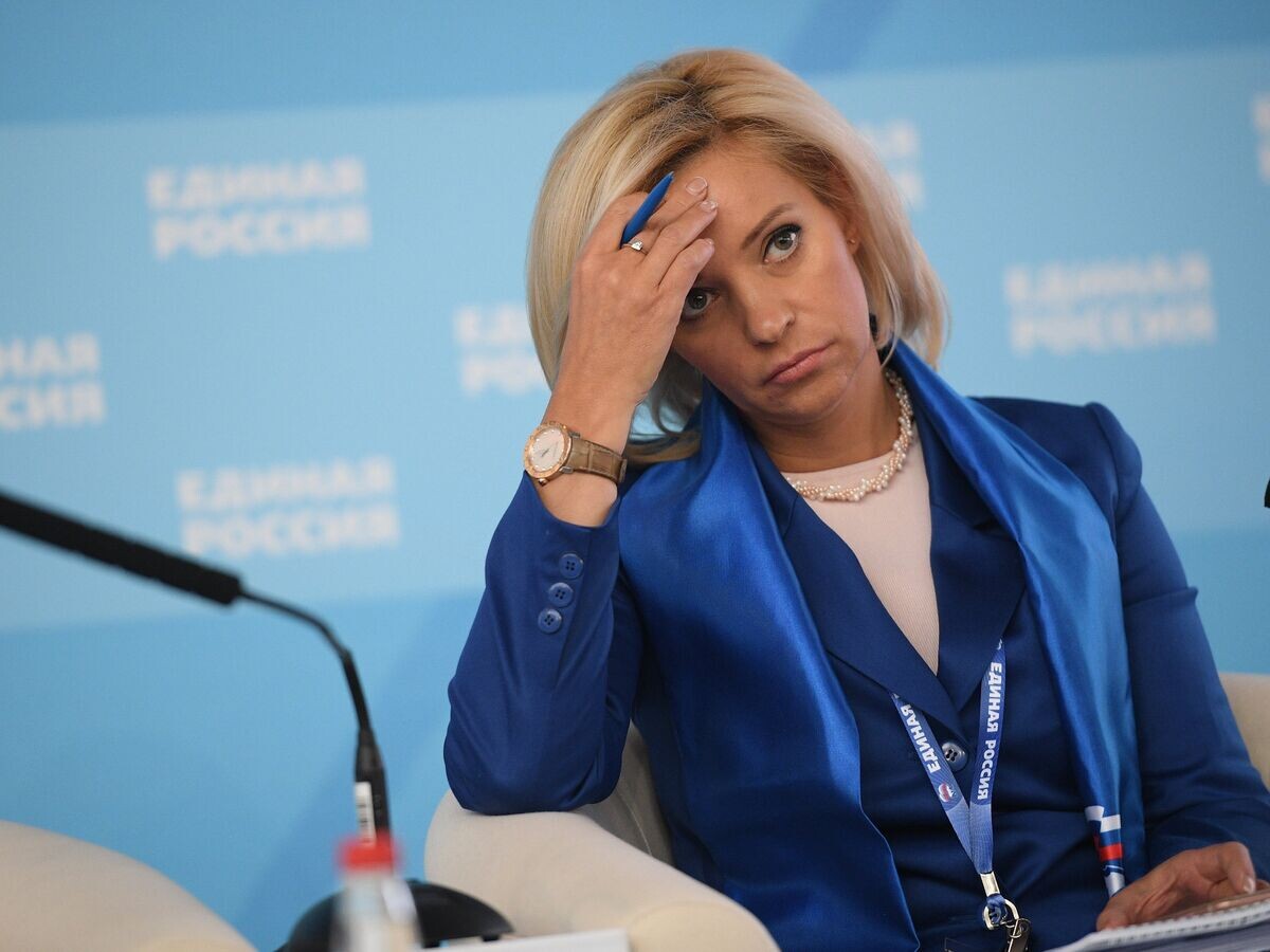    Заместитель председателя комитета Государственной Думы РФ по культуре Ольга Казакова на XVI съезде партии "Единая Россия" в Москве© РИА Новости / Рамиль Ситдиков