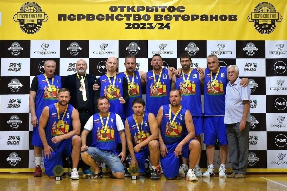    Команда Воронежа стала бронзовым призером первенства страны в возрастной категории 40+. cspsk-vrn.ru