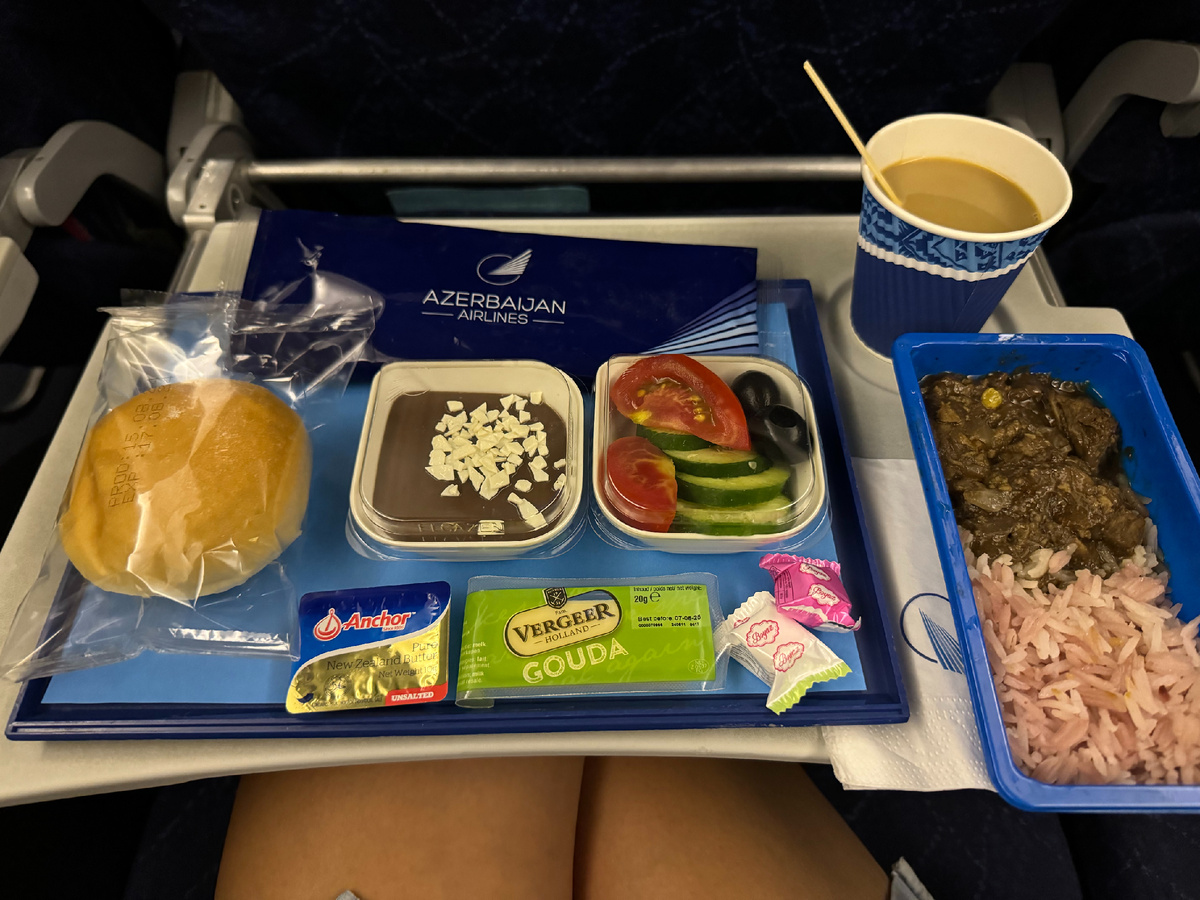 Рейс Москва - Баку, Азербайджанские авиалинии