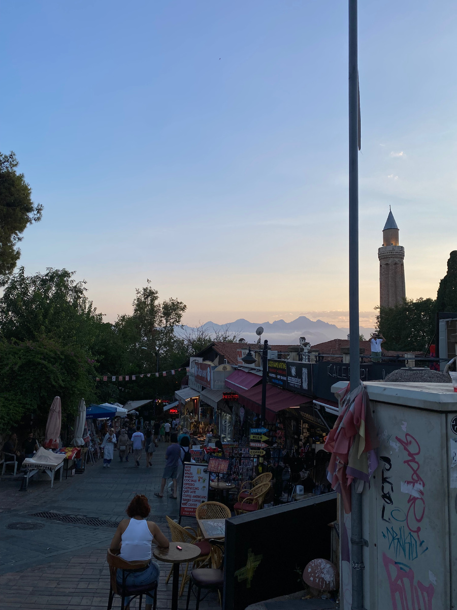 Старый город Анталии 