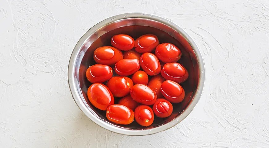   Маринованные помидоры без кожицы на зиму (gastronom.ru)