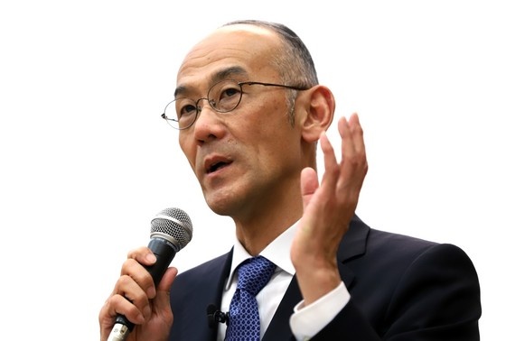    Есихиро Хидака