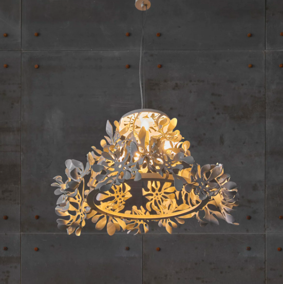 На фото люстра Petunia 120 Pure White