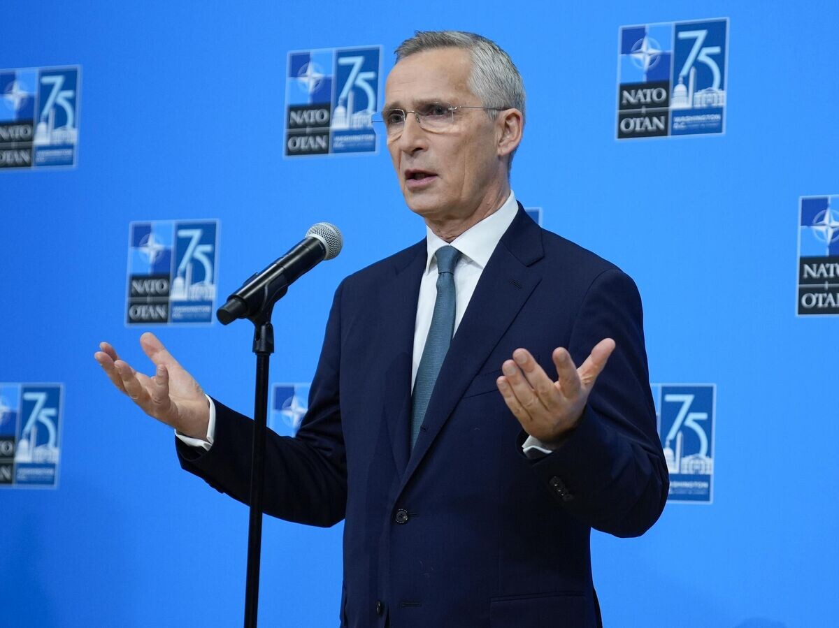    Йенс Столтенберг на саммите НАТО в Вашингтоне© AP Photo / Matt Rourke