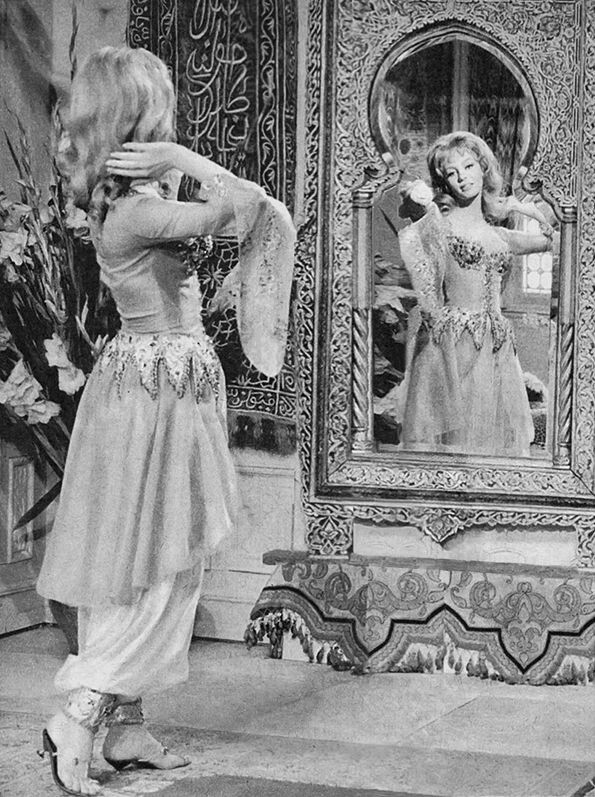 Во время съемок фильма "Анжелика и султан"