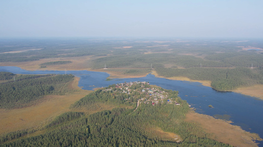 Река Сегежа и посёлок Табойпорог, Карелия. Съёмка с квадрокоптера