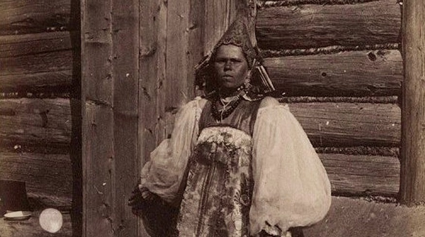 Как раньше называли музыку. Неряха иллюстрация. Девушки древней руси. Звезды в обычной жизни. Женщина в старину.