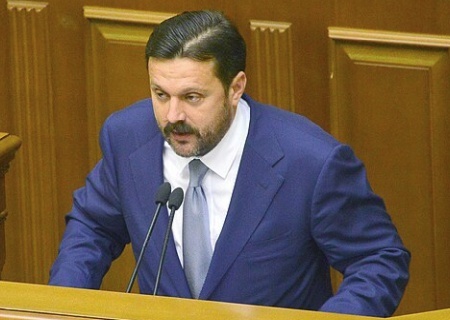   Мы — один народ. Царёв поддержал назначение экс-регионала Деркача сенатором