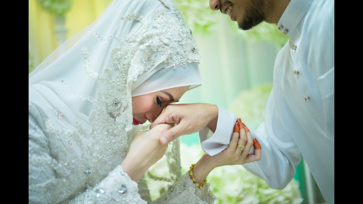 Запрос клиентки непростой... Посмотрим, что покажут карты. Источник фото: freepik.com