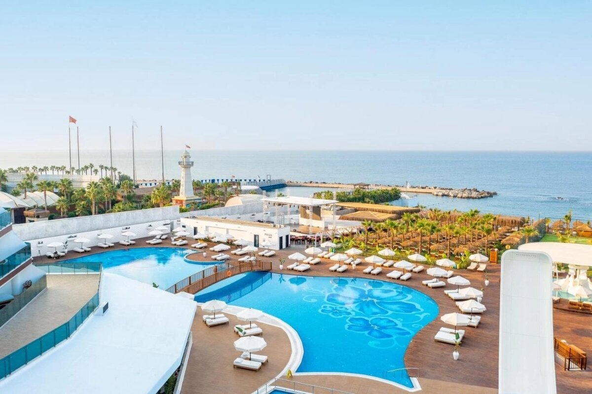 Территория отеля