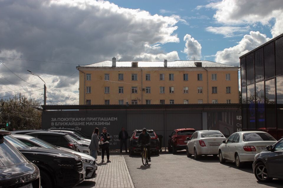    Строительная площадка на месте снесенного ЦУМа. 16 сентября 2024 года. Источник: Марина Евтушенко
