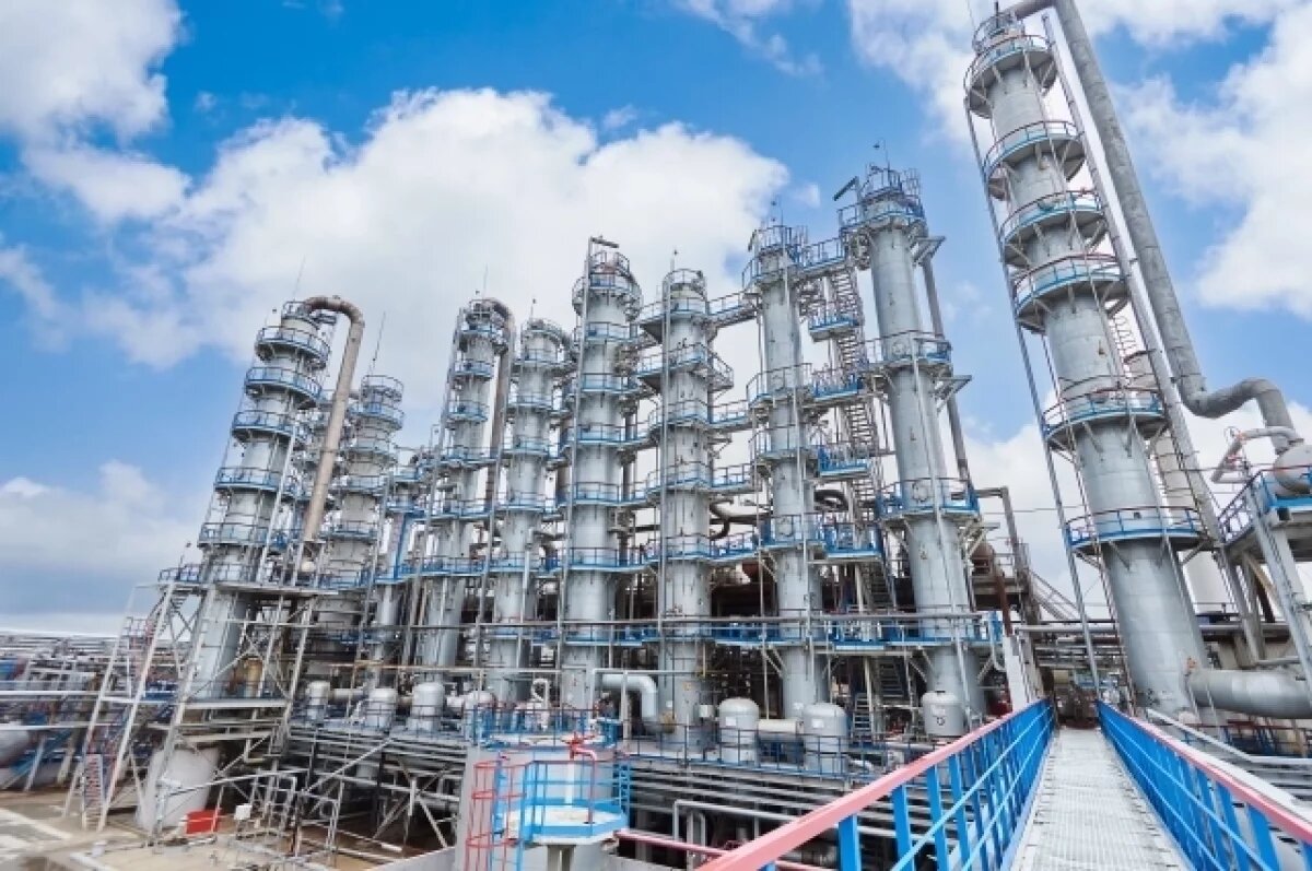    ГК «Титан» увеличила на треть производство фенола и ацетона