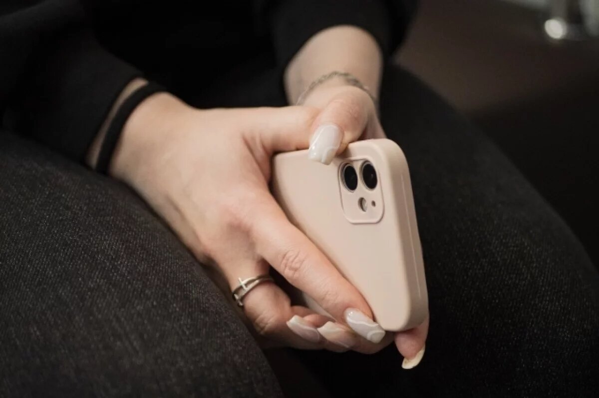    Чебоксарский косметолог отдала аферистам 7,5 млн рублей