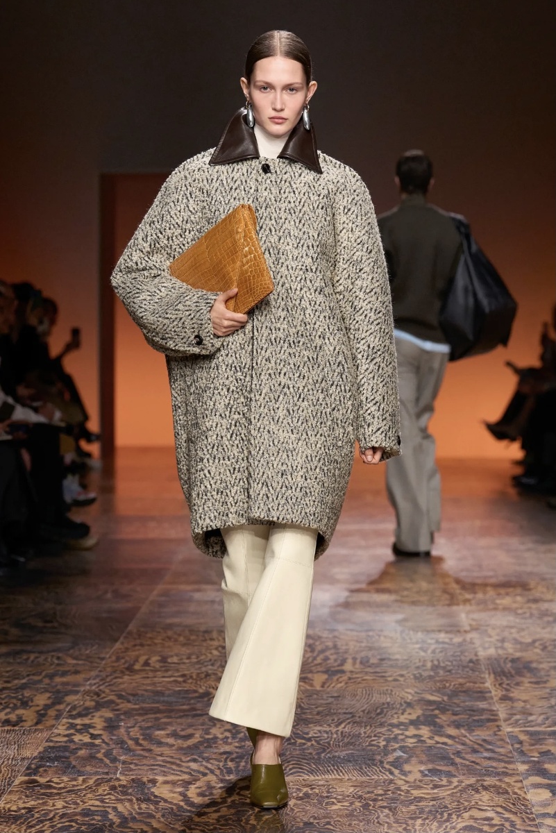 фото Vogue Ranway, показы осень-зима 2024-2025