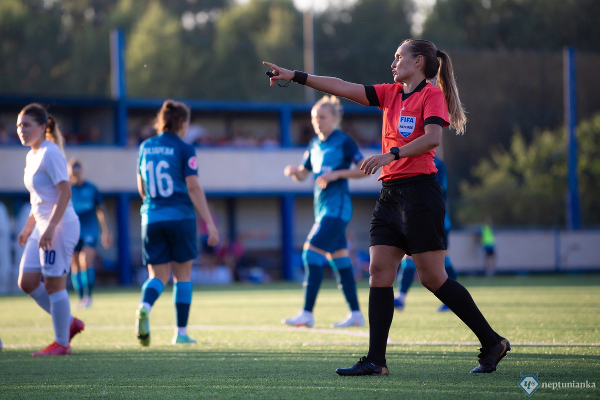 Фото: https://vk.com/fcchertanovo