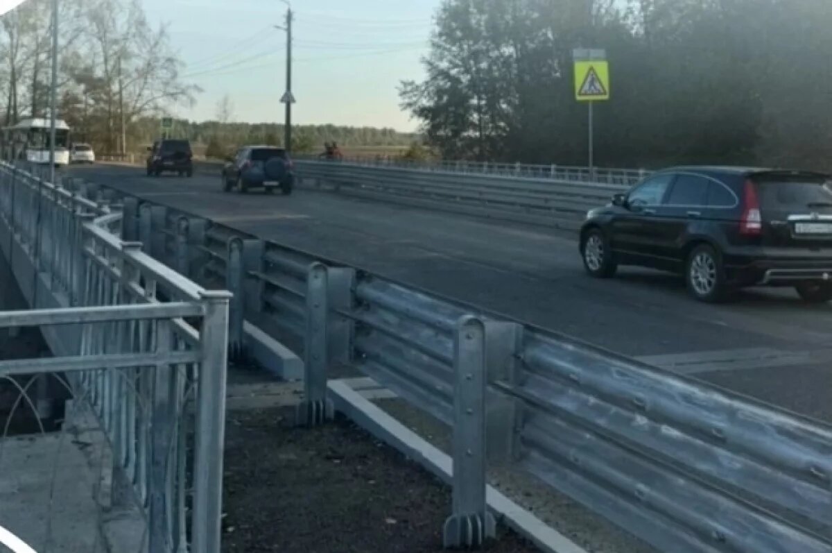    Все работы на обоих мостах должны быть закончены 30 сентября